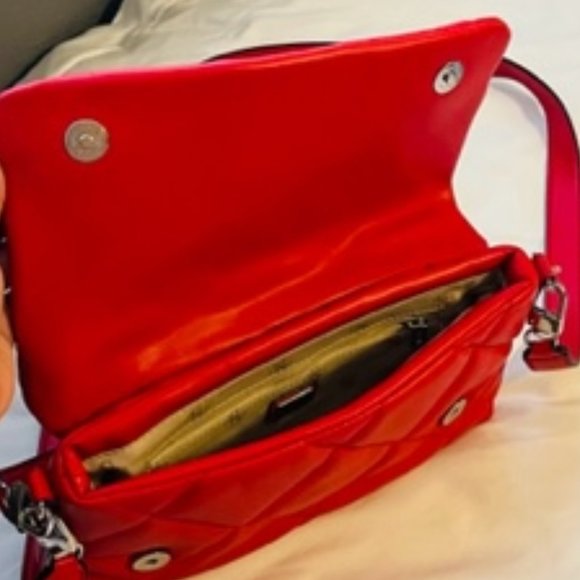 GUESS Red Brightside Quilted Shoulder Bag - Picture 2 of 4